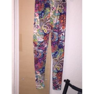 Online Legging Store Bright Paisley Leggings